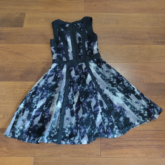 Formal Dress - Picture 3 of 6